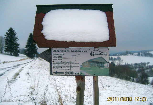 19_Jeste k zacatku - rozcestnik ke Gansbergu.jpg